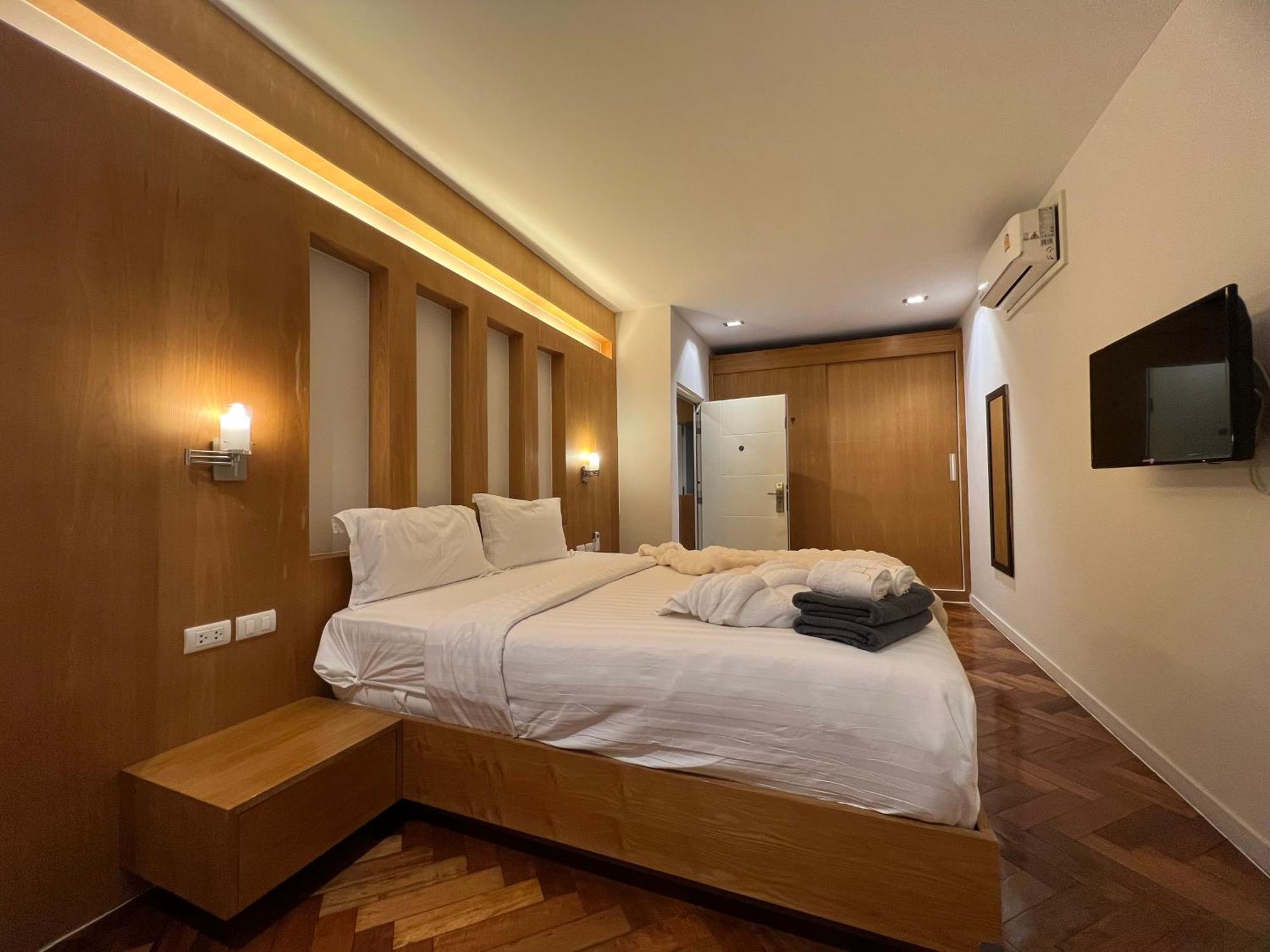 Icon Park Phuket Condo Exterior photo