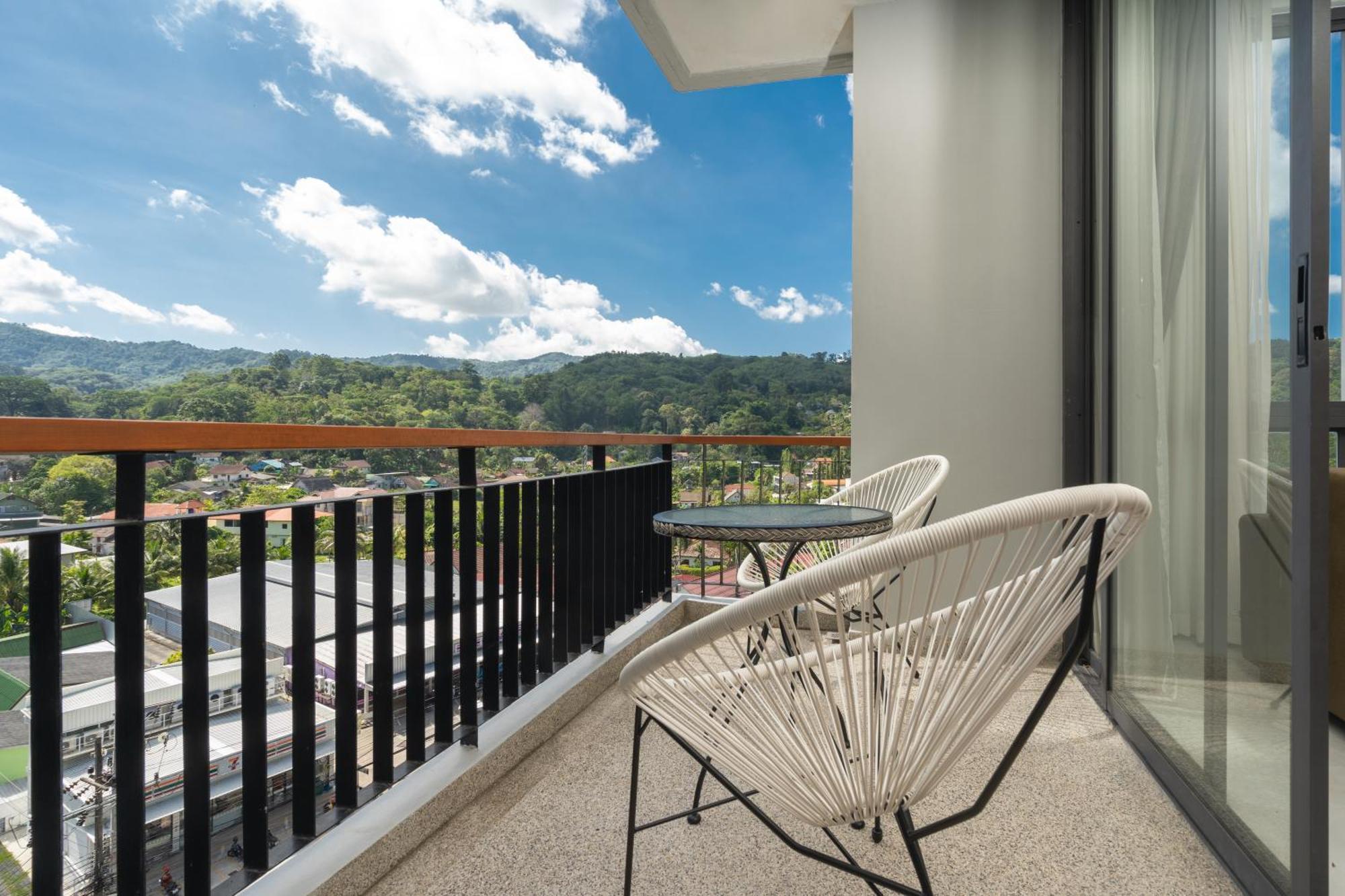 Icon Park Phuket Condo Exterior photo